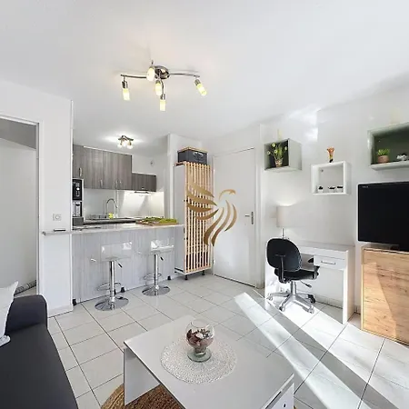 Bellahorizon T2-view Of Garden-terrace-park-wifi. Apartment *