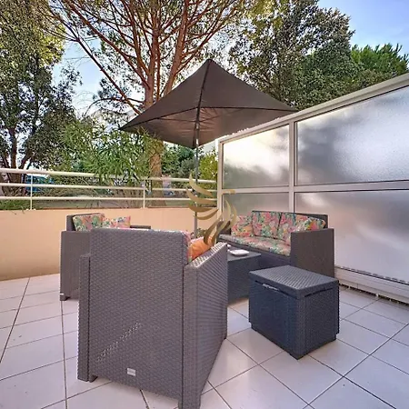 Bellahorizon T2-view Of Garden-terrace-park-wifi. Apartment