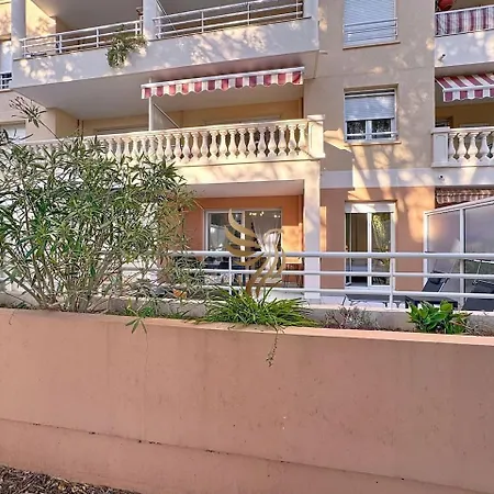 Bellahorizon T2-view Of Garden-terrace-park-wifi. Apartment